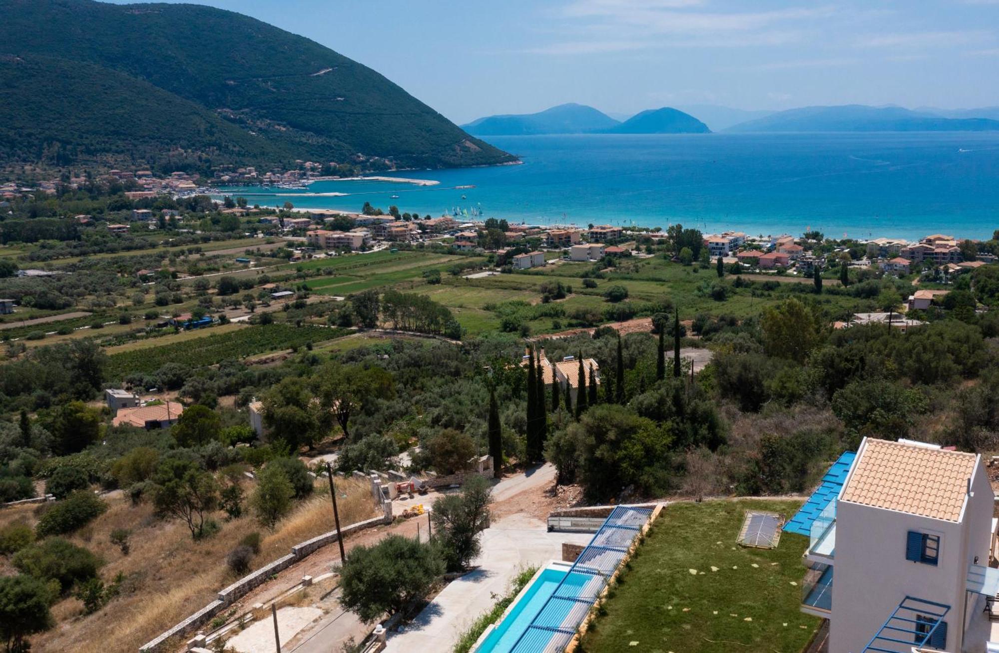 Calionas Suites Vasiliki  Ngoại thất bức ảnh